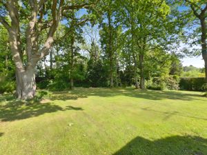 Photo 25- click for photo gallery